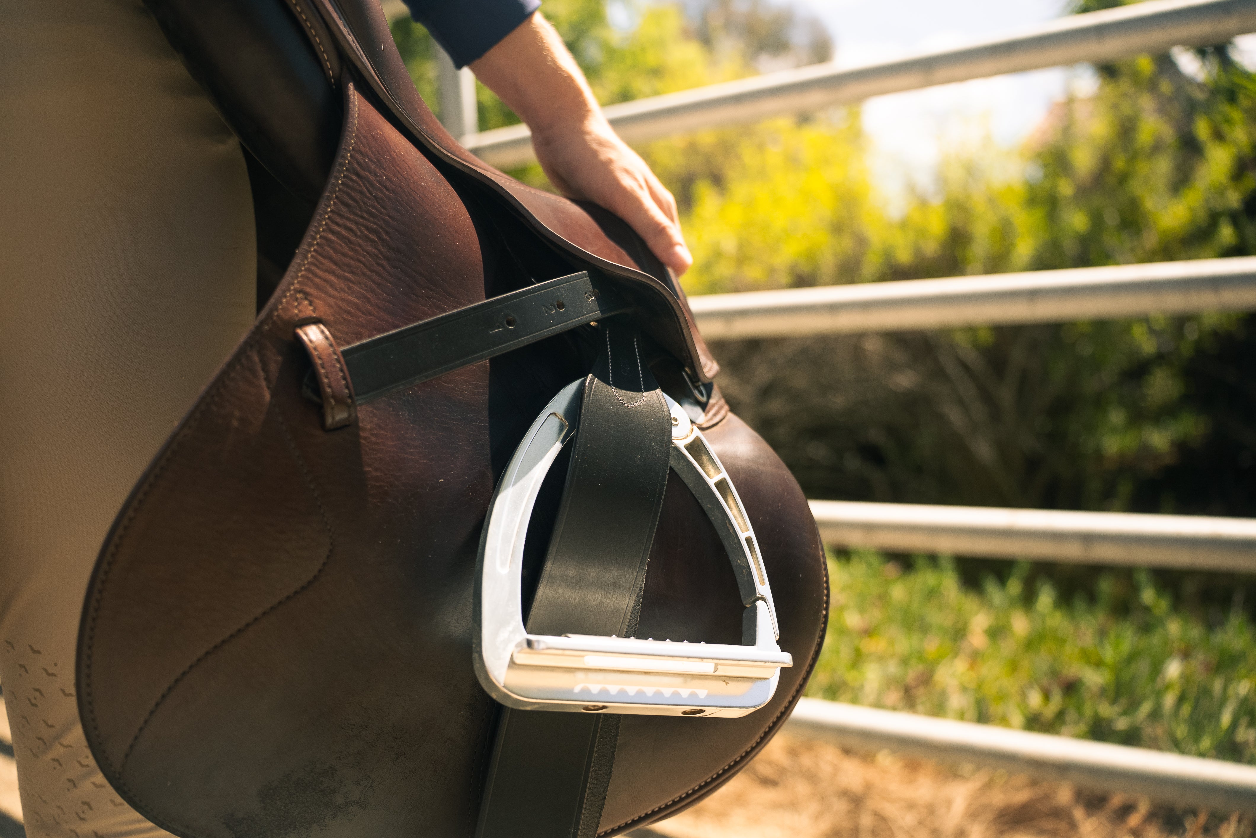 Millbrook Wide Stirrup Leathers