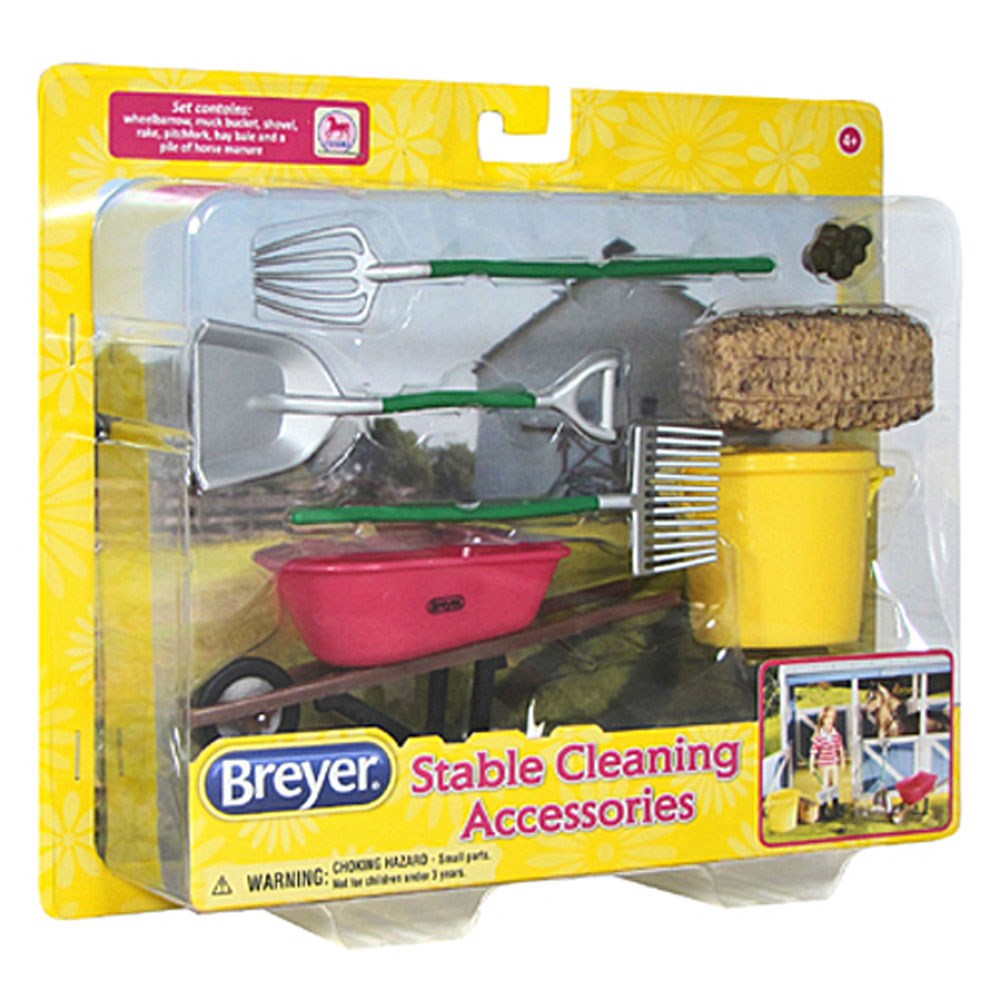 Breyer Classic Stable Cleaning Set 61074